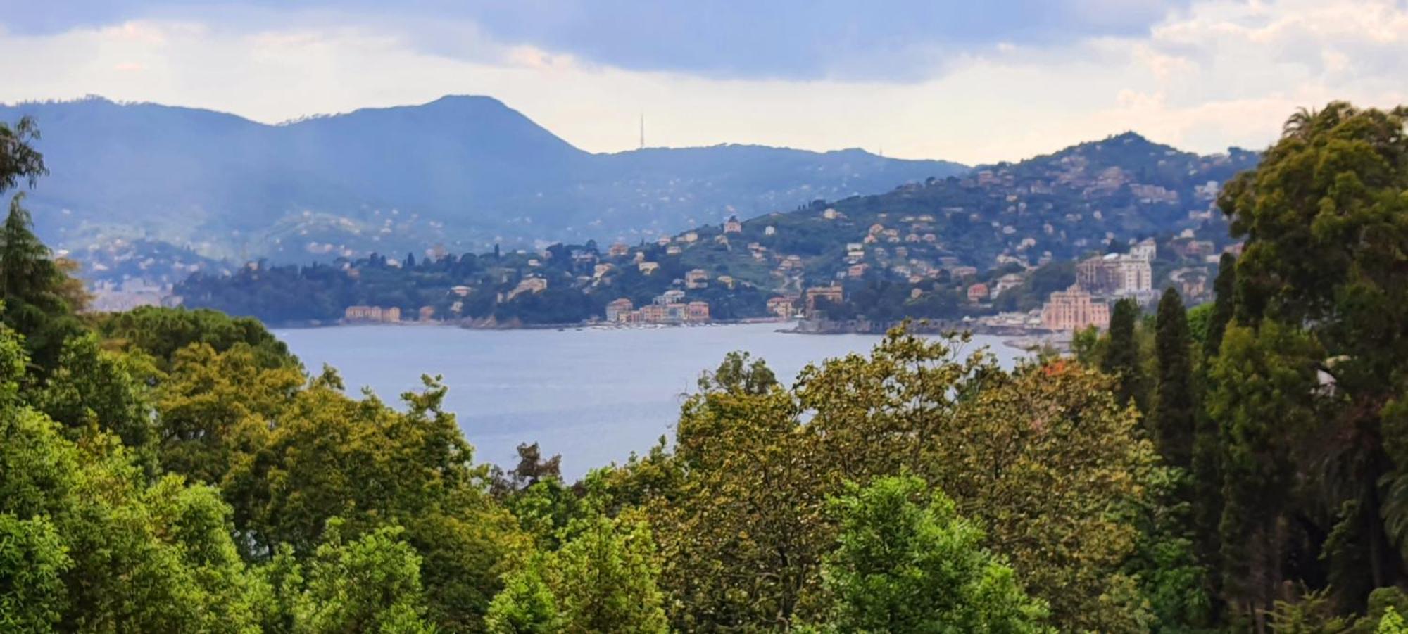 Apartment Private Parking, Terrace, Quite Near The Sea Sant'Ambrogio (Liguria)
